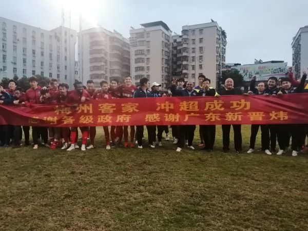 乳首在线
